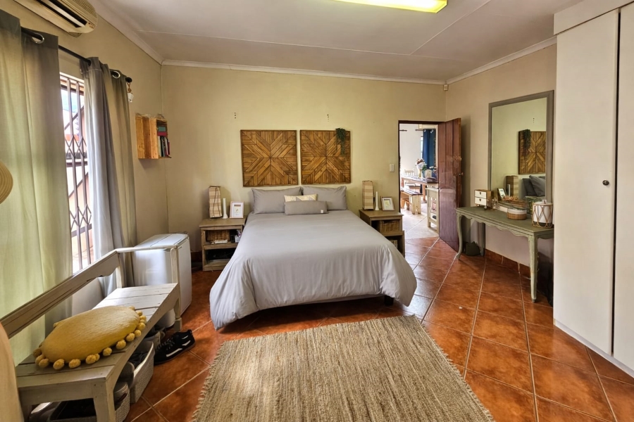 3 Bedroom Property for Sale in Safari Gardens North West